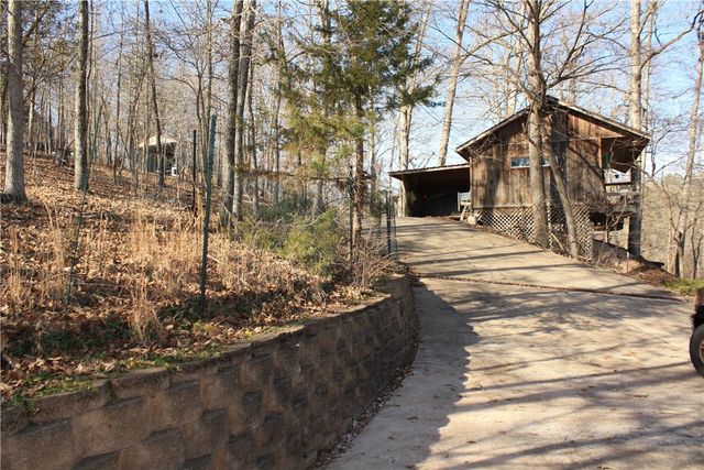 9118 Summer Shade Road, Rogers, AR 72756