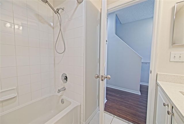 5701 BENTGRASS DRIVE 18-206, Sarasota, FL 34235