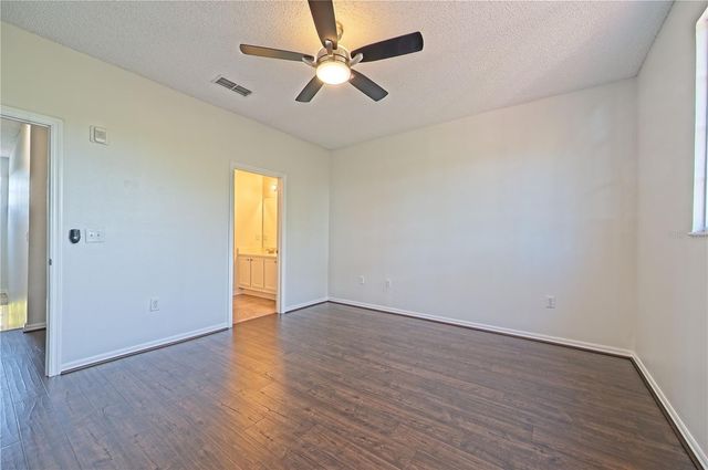 5701 BENTGRASS DRIVE 18-206, Sarasota, FL 34235