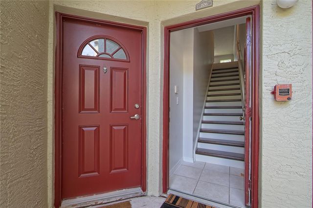 5701 BENTGRASS DRIVE 18-206, Sarasota, FL 34235