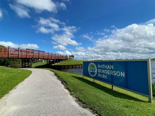 5701 BENTGRASS DRIVE 18-206, Sarasota, FL 34235