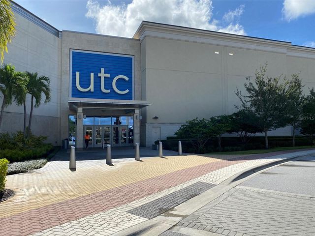 5701 BENTGRASS DRIVE 18-206, Sarasota, FL 34235