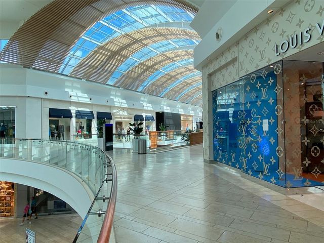 5701 BENTGRASS DRIVE 18-206, Sarasota, FL 34235