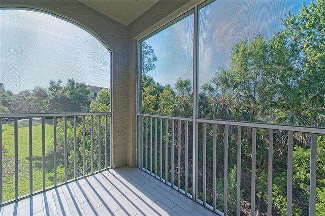 5701 BENTGRASS DRIVE 18-206, Sarasota, FL 34235