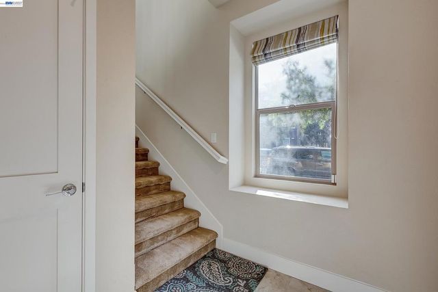 716 TRANQUILITY CIR 1, Livermore, CA 94551