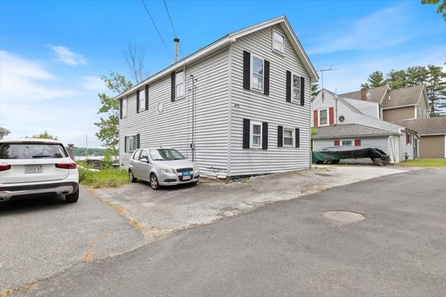12 Shore Rd, Merrimac, MA 01860