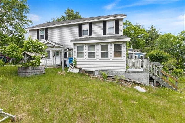 12 Shore Rd, Merrimac, MA 01860