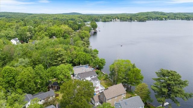 12 Shore Rd, Merrimac, MA 01860