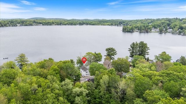 12 Shore Rd, Merrimac, MA 01860