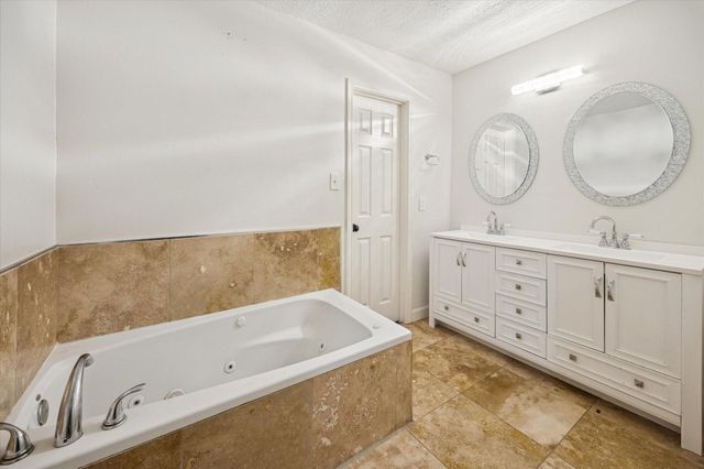 4718 Blanton Boulevard, Houston, TX 77092