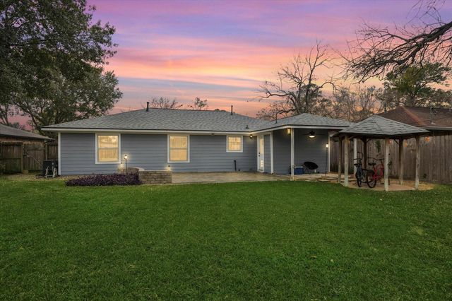 4718 Blanton Boulevard, Houston, TX 77092