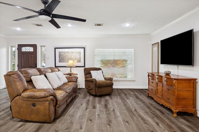 4718 Blanton Boulevard, Houston, TX 77092