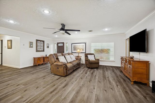 4718 Blanton Boulevard, Houston, TX 77092