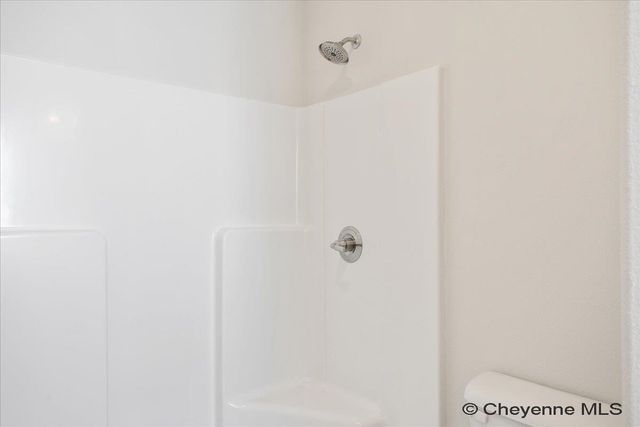 5802 ALEX RANCH RD, Cheyenne, WY 82007