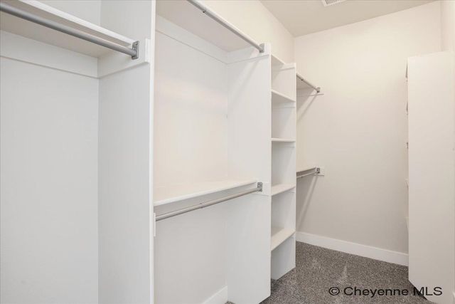 5802 ALEX RANCH RD, Cheyenne, WY 82007