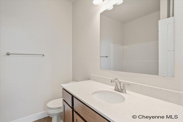 5802 ALEX RANCH RD, Cheyenne, WY 82007