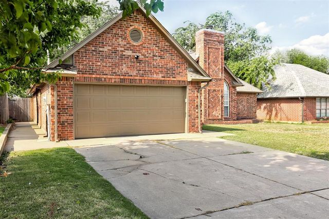 1617 Whispering Creek Ct Creek, Edmond, OK 73013