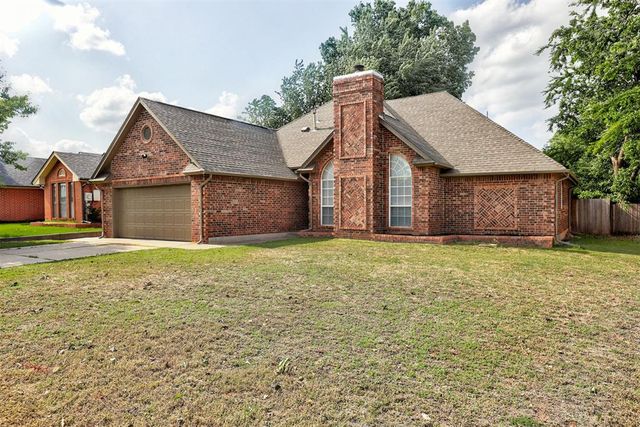 1617 Whispering Creek Ct Creek, Edmond, OK 73013