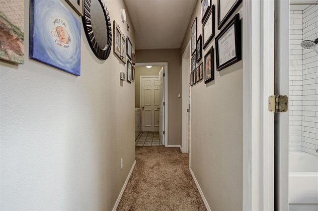 1617 Whispering Creek Ct Creek, Edmond, OK 73013