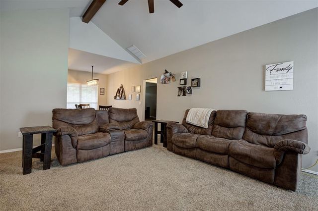 1617 Whispering Creek Ct Creek, Edmond, OK 73013