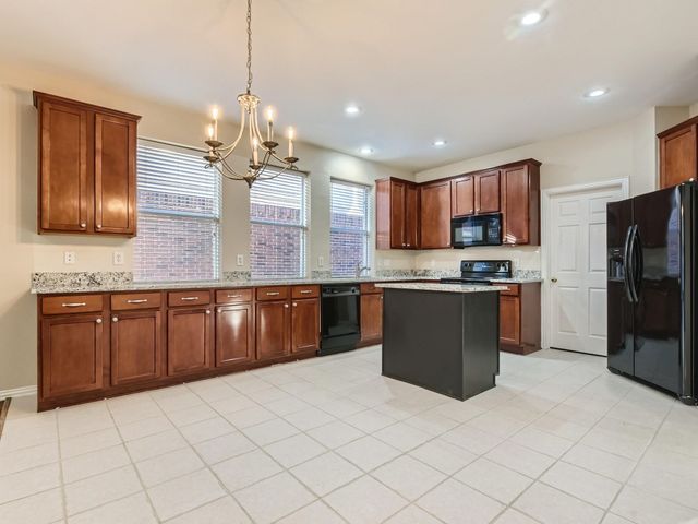 5301 Lily Drive, Fort Worth, TX 76244