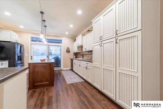 434 S Woodland Drive, Grand Island, NE 68801