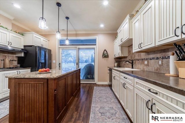 434 S Woodland Drive, Grand Island, NE 68801