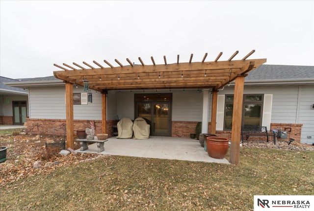 434 S Woodland Drive, Grand Island, NE 68801