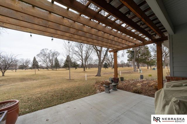 434 S Woodland Drive, Grand Island, NE 68801