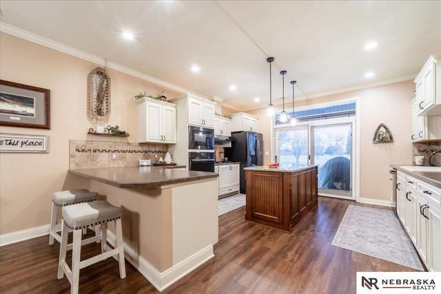 434 S Woodland Drive, Grand Island, NE 68801