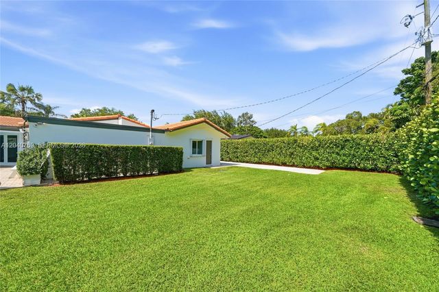 8240 SW 150 Drive, Palmetto Bay, FL 33158