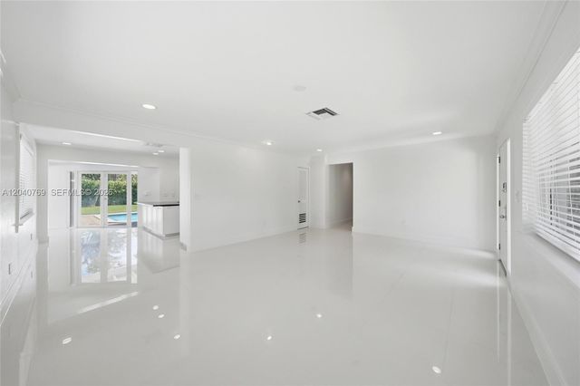 8240 SW 150 Drive, Palmetto Bay, FL 33158