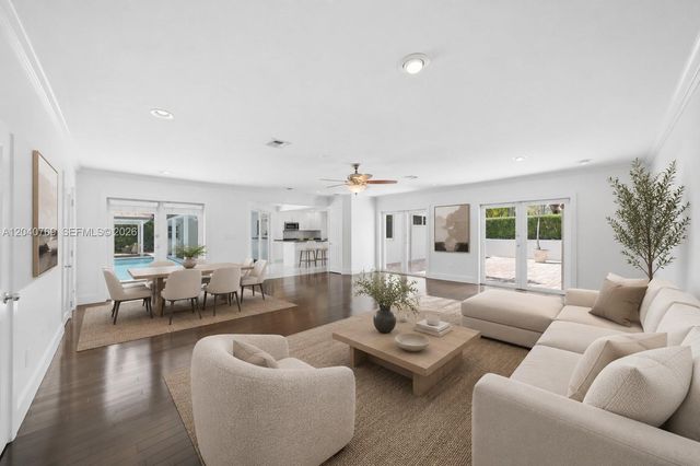 8240 SW 150 Drive, Palmetto Bay, FL 33158