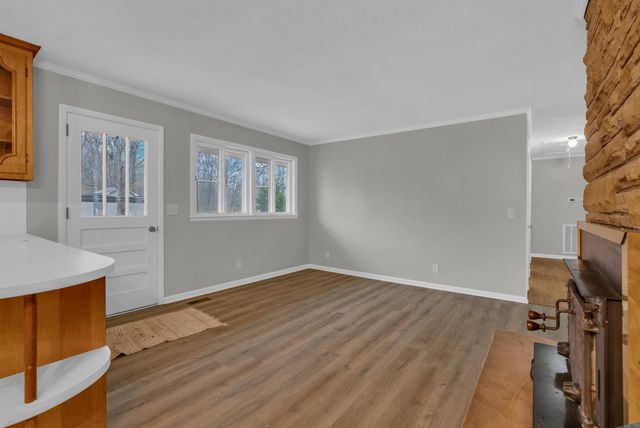 540 4th Ave, S, Baxter, TN 38544