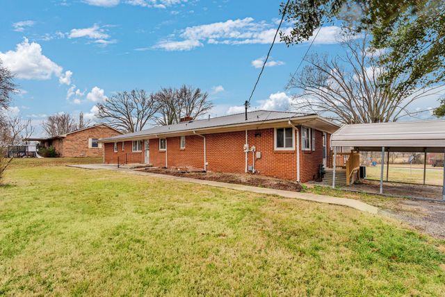 540 4th Ave, S, Baxter, TN 38544