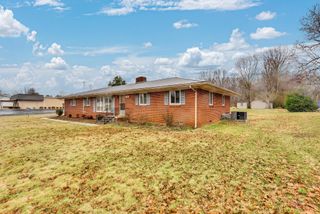 540 4th Ave, S, Baxter, TN 38544