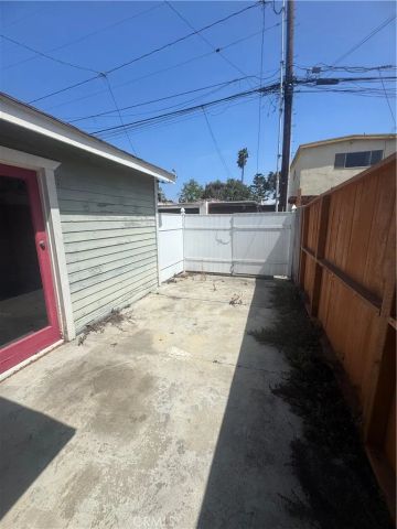 652 Navy Street, Santa Monica, CA 90405