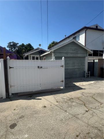 652 Navy Street, Santa Monica, CA 90405
