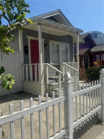 652 Navy Street, Santa Monica, CA 90405