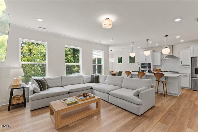 2117 Seneca Drive, Raleigh, NC 27604