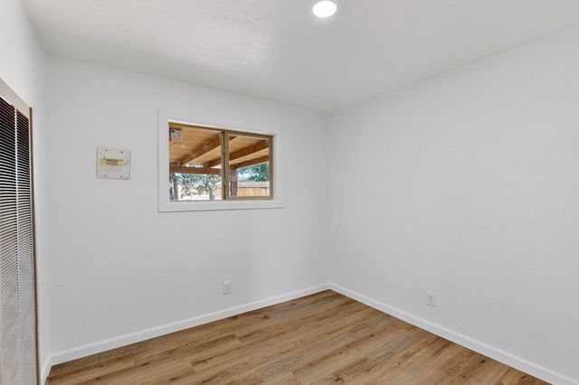 2913 8TH Street NW, Albuquerque, NM 87107