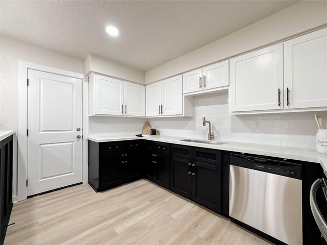 3901 Wood Sorrel Drive, Dickinson, TX 77539