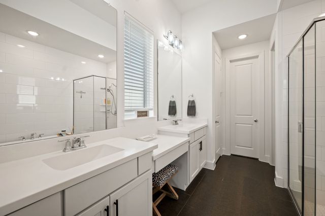1912 Mcdougall Creek, Van Alstyne, TX 75495