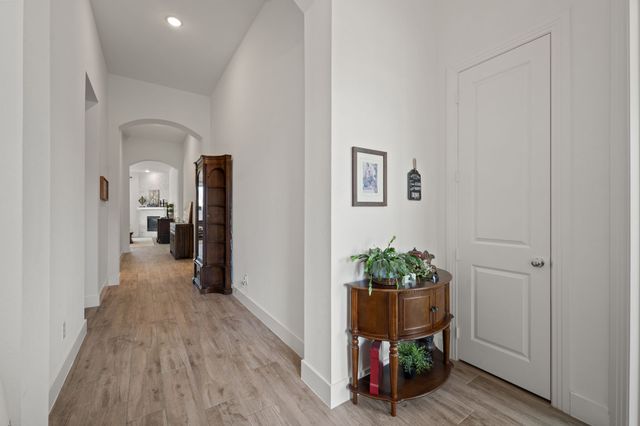 1912 Mcdougall Creek, Van Alstyne, TX 75495