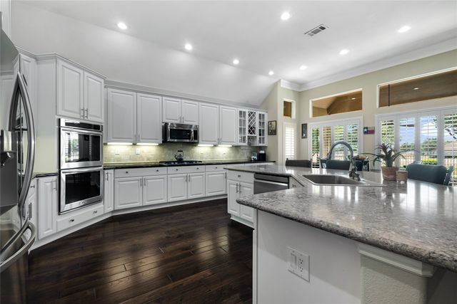 9500 Kingsley Drive, Denton, TX 76207