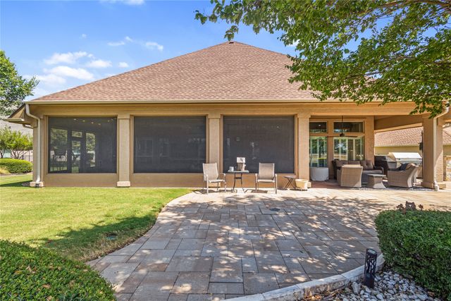 9500 Kingsley Drive, Denton, TX 76207