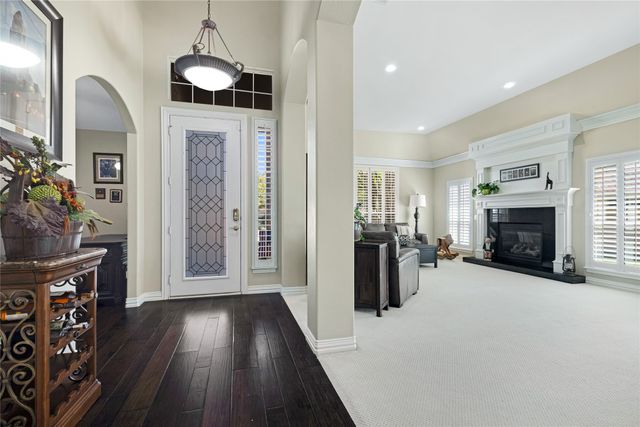 9500 Kingsley Drive, Denton, TX 76207
