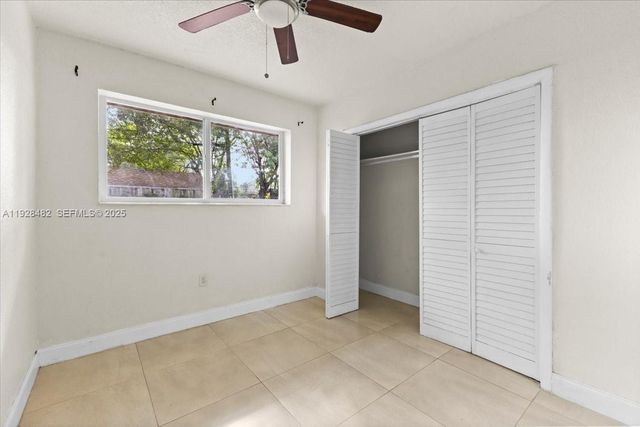 140 NW 198th St, Miami Gardens, FL 33169