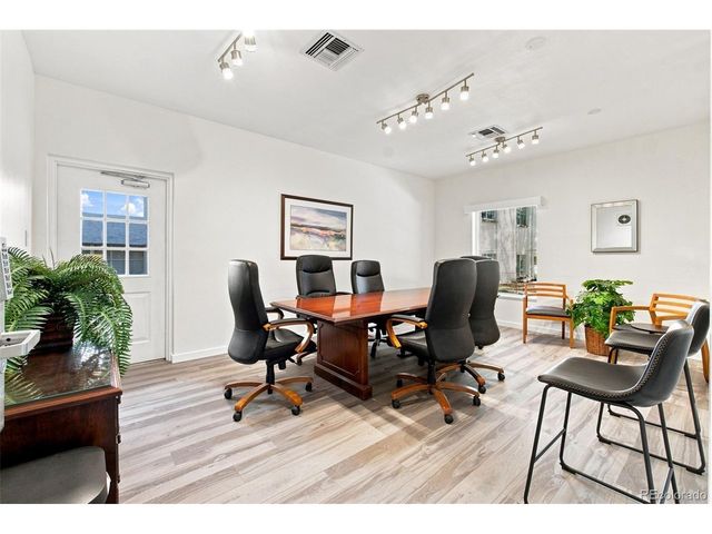 5770 E Warren Ave 104, Denver, CO 80222
