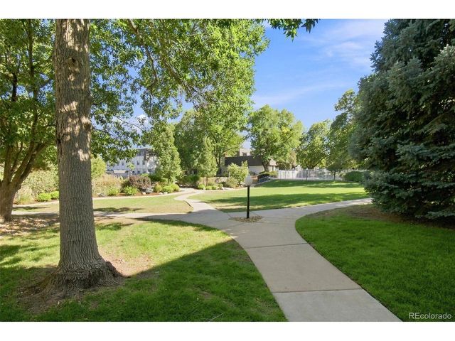 5770 E Warren Ave 104, Denver, CO 80222